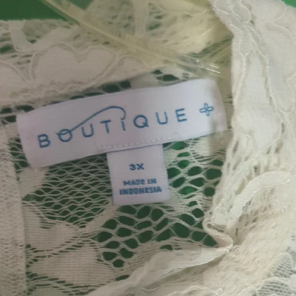 Elegant Cream Lace Tank Top - Picture 2 of 4